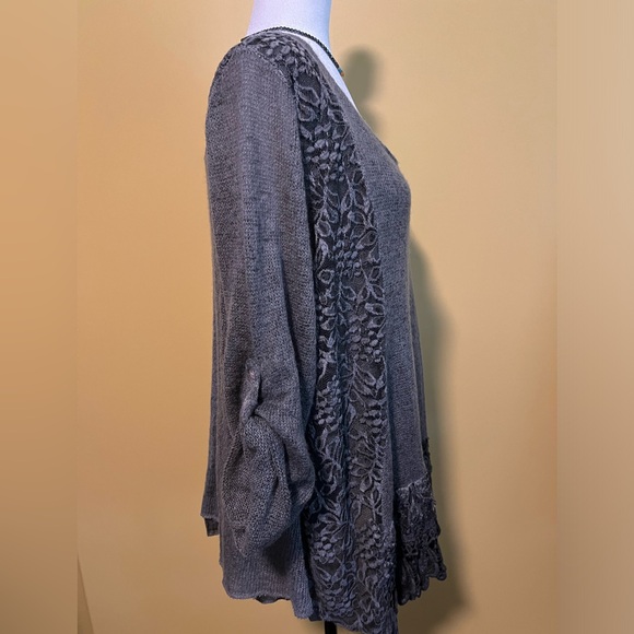 Cherish Tunic - light knit - OS - Picture 3 of 15